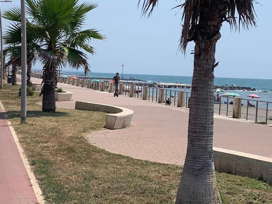 Bilocale A Due Passi Dal Porto E Dal Mare Apartment Lido di Ostia Exterior photo